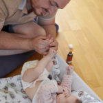 Massage bébé Nantes en groupe ou en individuel. A domicile ou en cabinet. Séance découverte ou cycle de 5 rdv